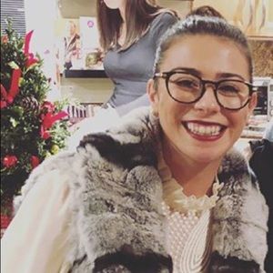 Meet your Posher, Cara